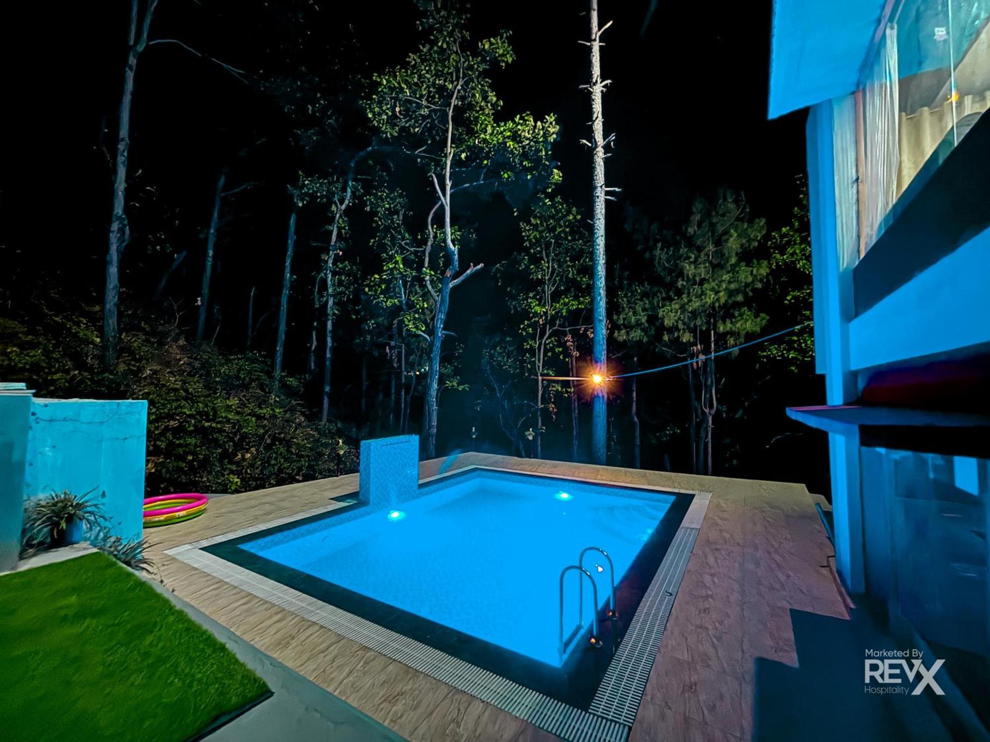 Hotel Prince Valley Лансдаун Екстериор снимка