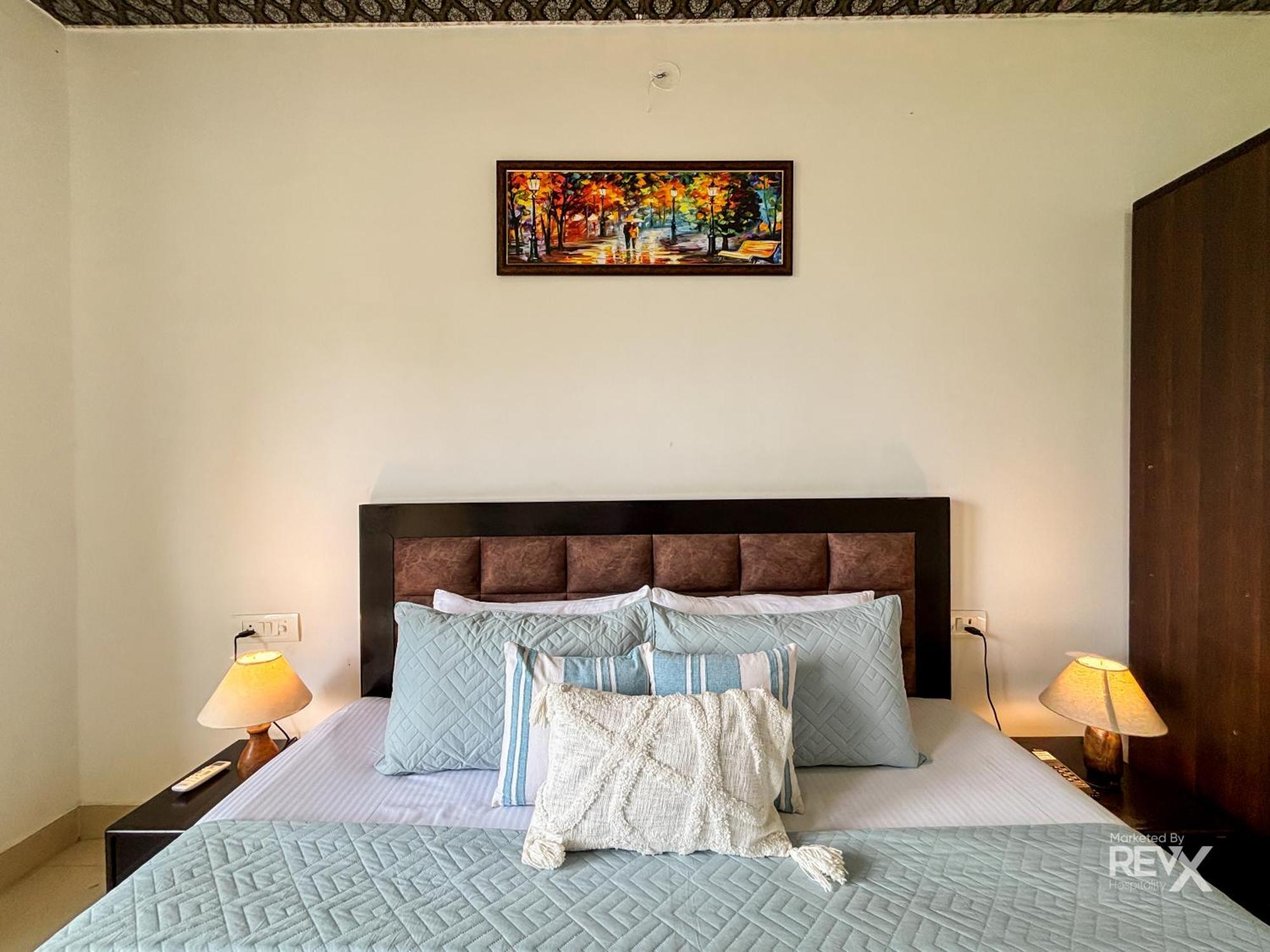 Hotel Prince Valley Лансдаун Екстериор снимка