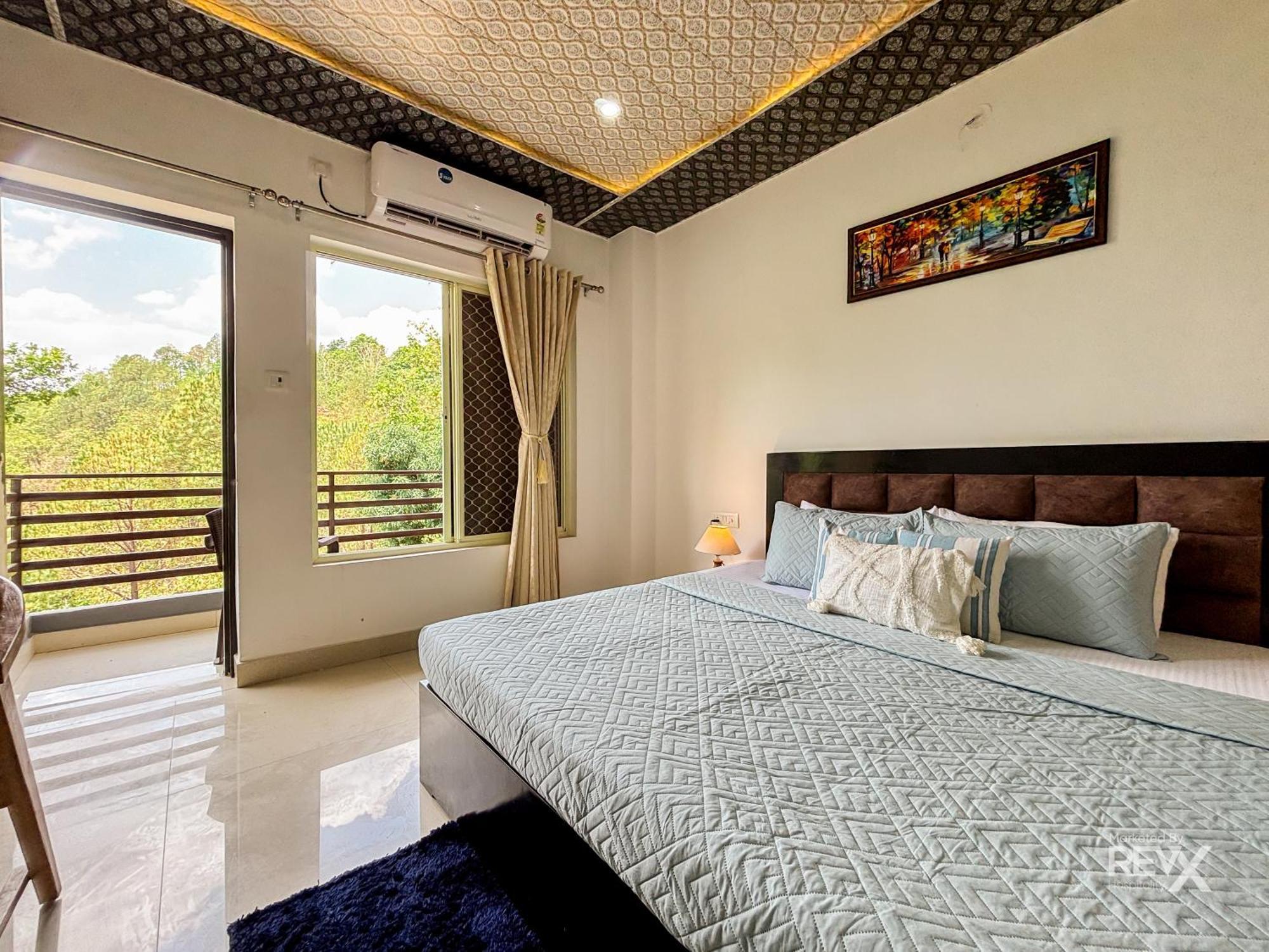 Hotel Prince Valley Лансдаун Екстериор снимка